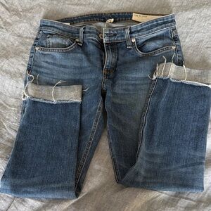 Rag & Bone Distressed Boyfriend jeans. Size 26